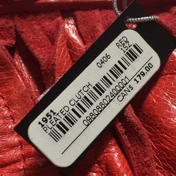 bebe Pleated Clutch - Picture 4 of 6